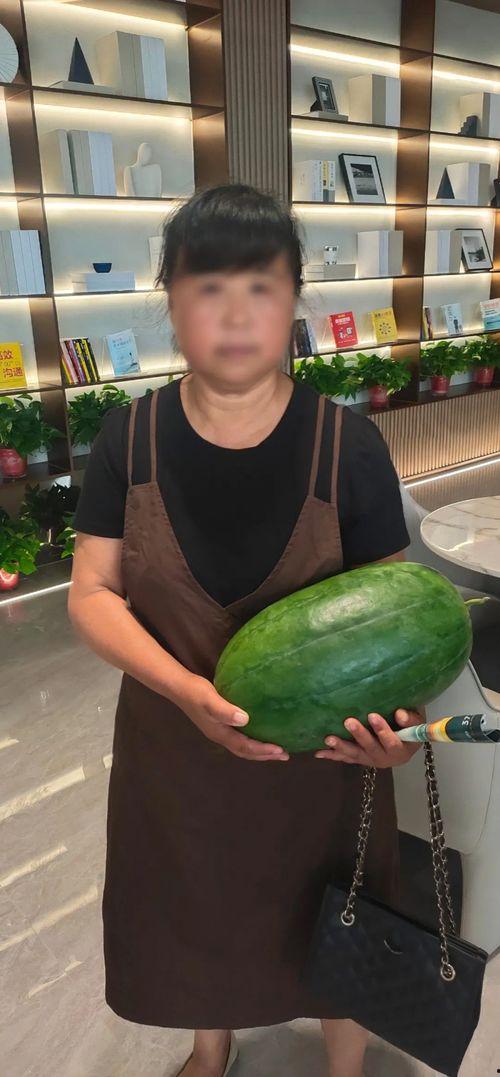 今日吃瓜必吃大瓜在线,大瓜在线，揭秘娱乐圈最新热点！