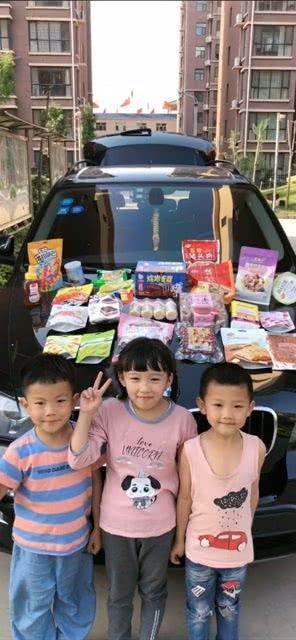 三小只爆料吃瓜,娱乐圈吃瓜背后的真相